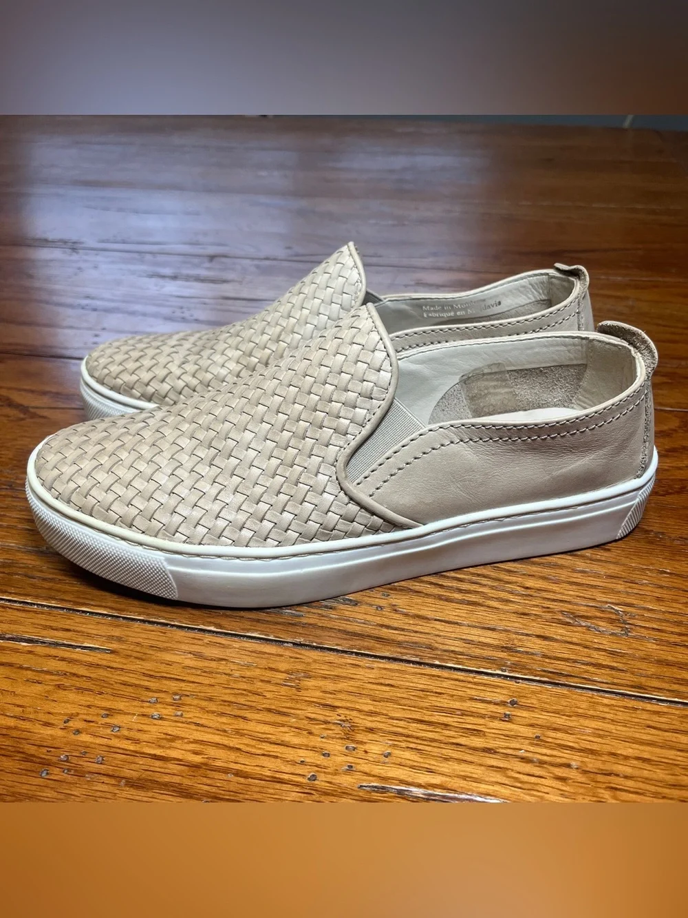 The Flexx Women’s slip on shoes 6.5